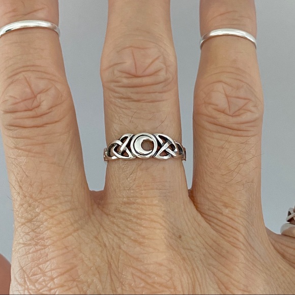 Sterling Silver Celtic Moon Ring, Celtic Ring - Picture 13 of 15
